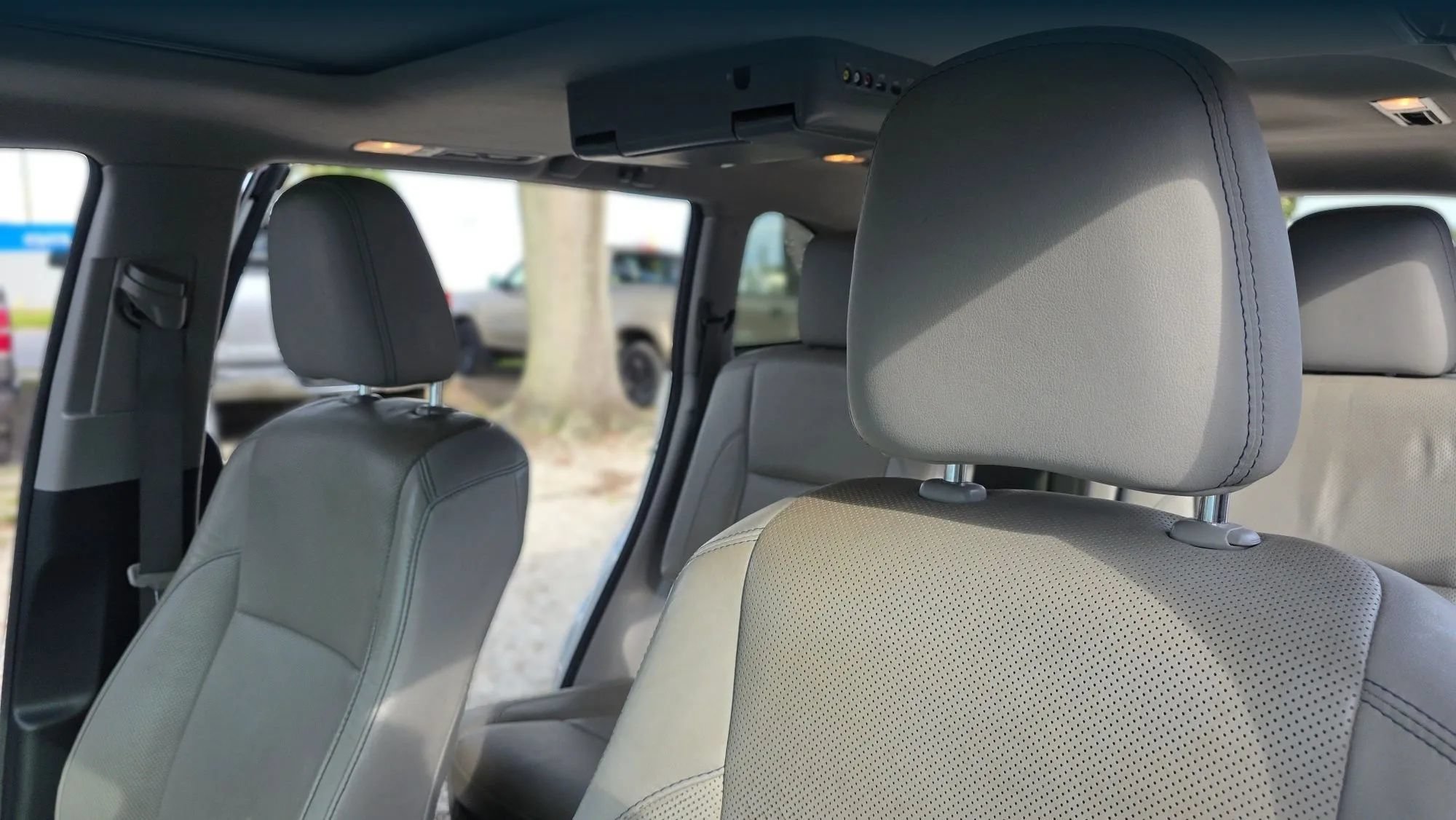 Used 2016 Toyota Highlander Limited FWD image 14