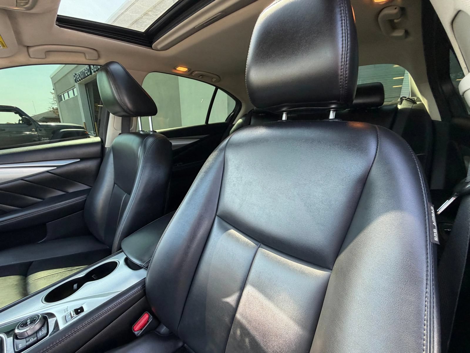 Used 2021 INFINITI Q50 Luxe RWD image 28