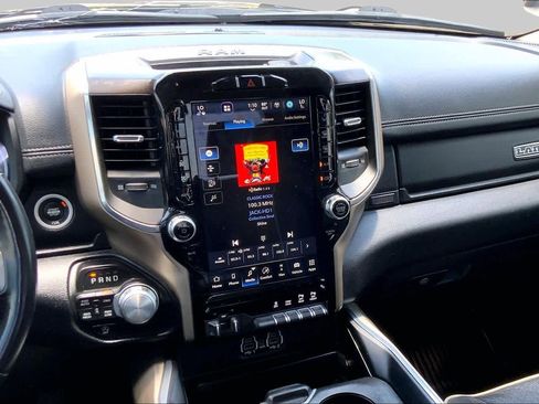 Used 2022 RAM 1500 Laramie AWD/4WD image 7