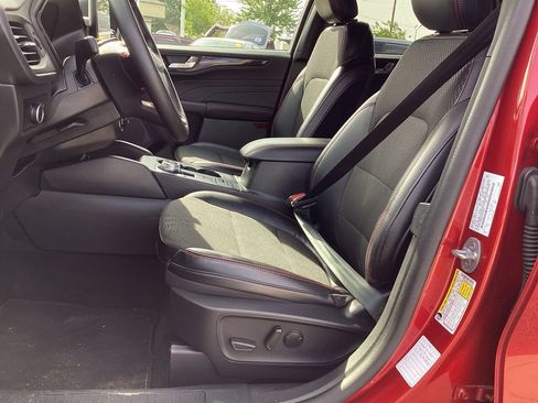 Used 2025 Ford Escape ST-Line AWD/4WD image 14