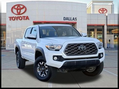 Used 2023 Toyota Tacoma TRD Off-Road w/ Technology Package AWD/4WD image 1