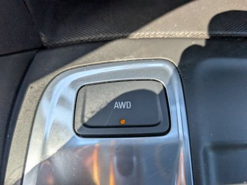 Used 2024 Chevrolet Equinox LT w/ LPO, Floor Liner Package AWD/4WD image 25