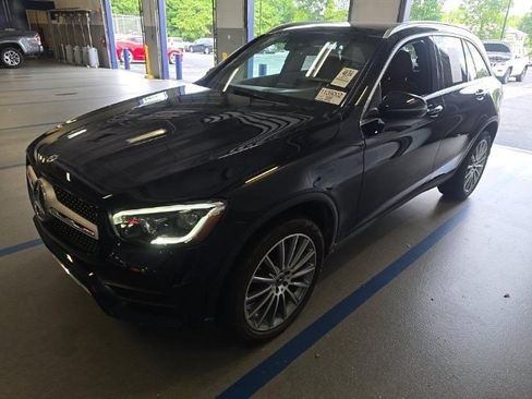 Used 2021 Mercedes-Benz GLC 300 4MATIC w/ AMG Line image 1