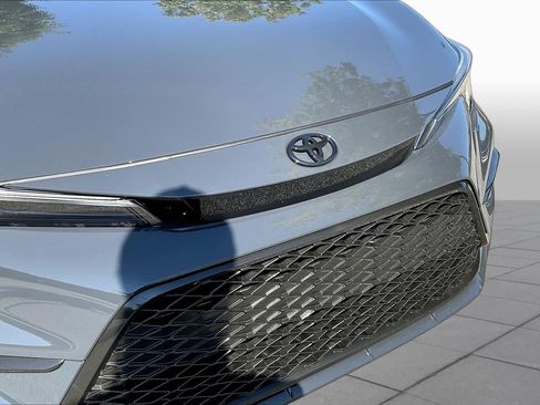 Used 2026 Toyota Corolla SE FWD image 29
