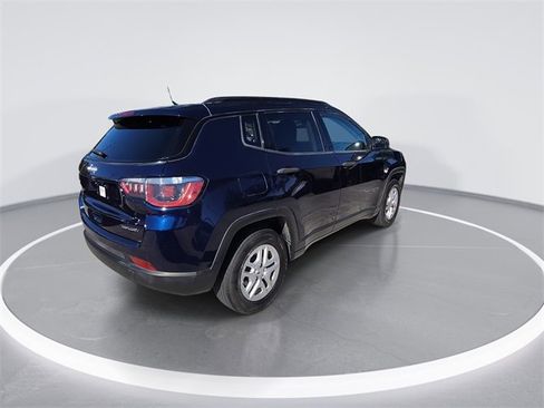 Used 2018 Jeep Compass Sport image 8