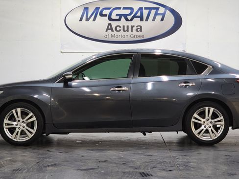 Used 2013 Nissan Altima 3.5 SL FWD image 10