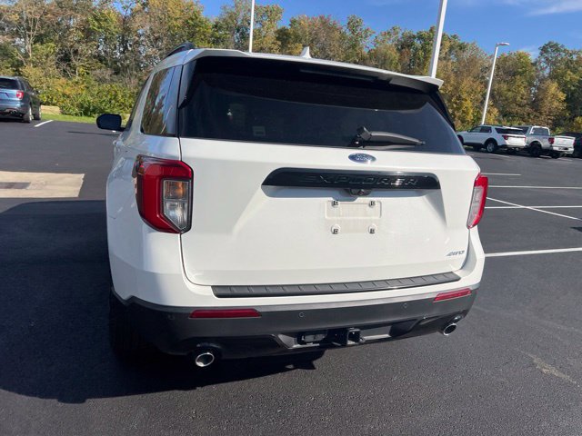 Used 2023 Ford Explorer ST-Line w/ Class IV Trailer Tow Package AWD/4WD image 11