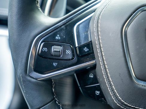 Used 2025 Chevrolet Corvette Stingray Preferred Cpe w/ Z51 Performance Package RWD image 28
