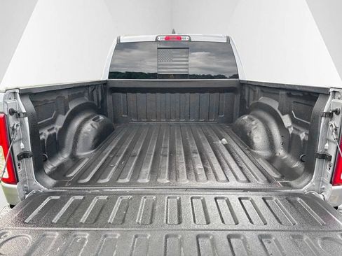 Used 2020 RAM 1500 Big Horn AWD/4WD image 9