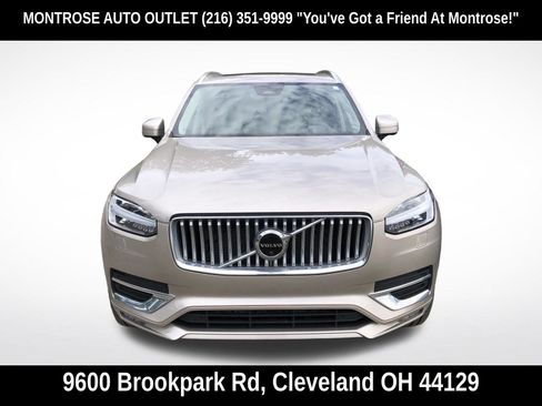 Used 2023 Volvo XC90 B6 Plus AWD/4WD image 3