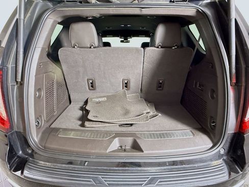 Used 2022 GMC Yukon Denali image 26