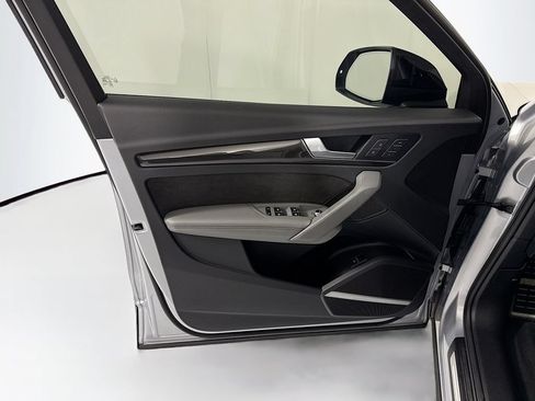 Used 2020 Audi SQ5 Prestige w/ Prestige Package AWD/4WD image 24