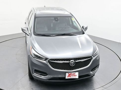Used 2021 Buick Enclave Avenir w/ Avenir Technology Package image 4