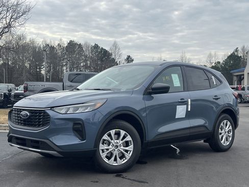 New 2026 Ford Escape Active image 1
