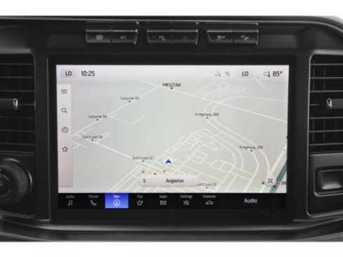 Used 2024 Ford F350 Platinum w/ Tremor Off-Road Package image 16