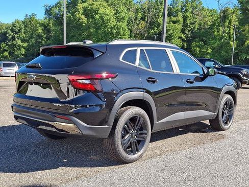 New 2026 Chevrolet Trax ACTIV w/ Driver Confidence Package FWD image 4