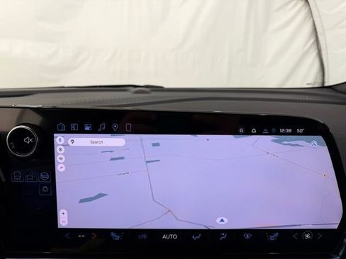 New 2026 Chevrolet Equinox EV LT image 32