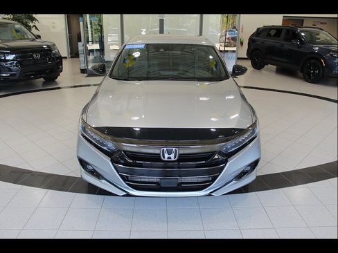 Certified 2022 Honda Accord Sport image 2