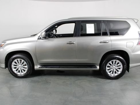 Used 2022 Lexus GX 460 Premium AWD/4WD image 10