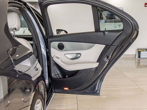 Used 2015 Mercedes-Benz C 300 4MATIC Sedan image 39