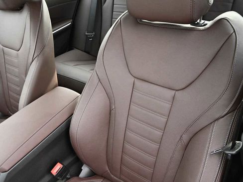 New 2026 BMW 330i Sedan w/ Premium Package image 9