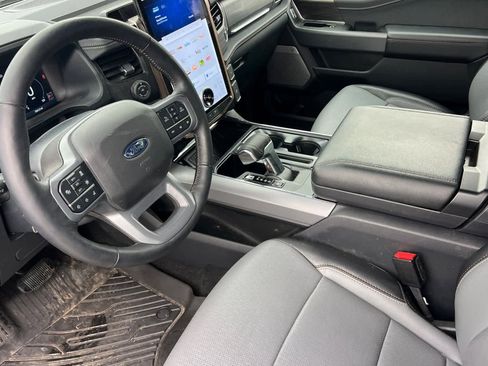 Used 2024 Ford F150 Lightning Lariat image 12