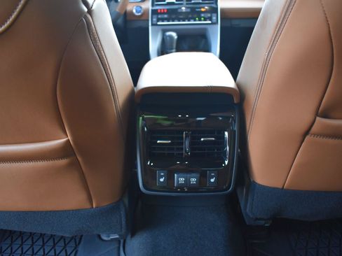 Used 2020 Toyota Avalon Limited w/ Advanced Safety Package FWD image 46