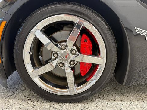 Used 2014 Chevrolet Corvette Stingray Coupe image 9