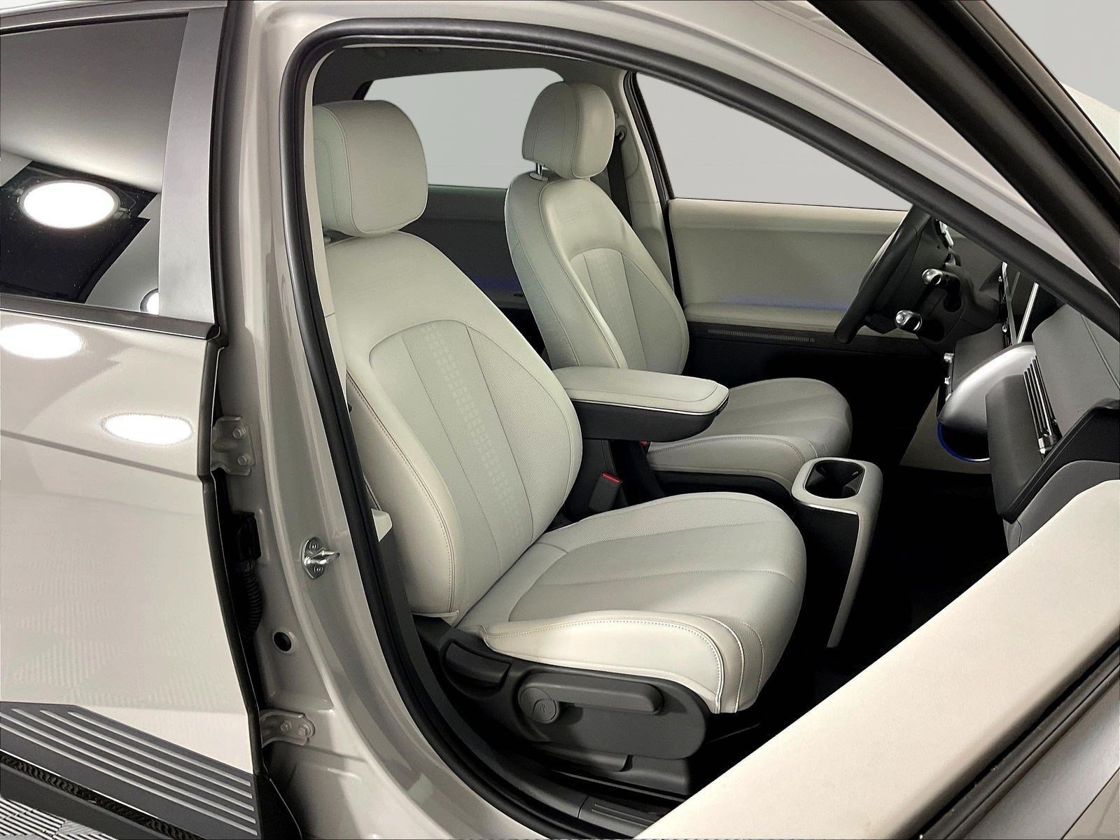 Used 2022 Hyundai Ioniq 5 SEL RWD image 28