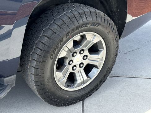 Used 2020 Chevrolet Tahoe LS w/ Max Trailering Package AWD/4WD image 8