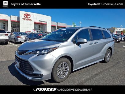Certified 2025 Toyota Sienna XLE