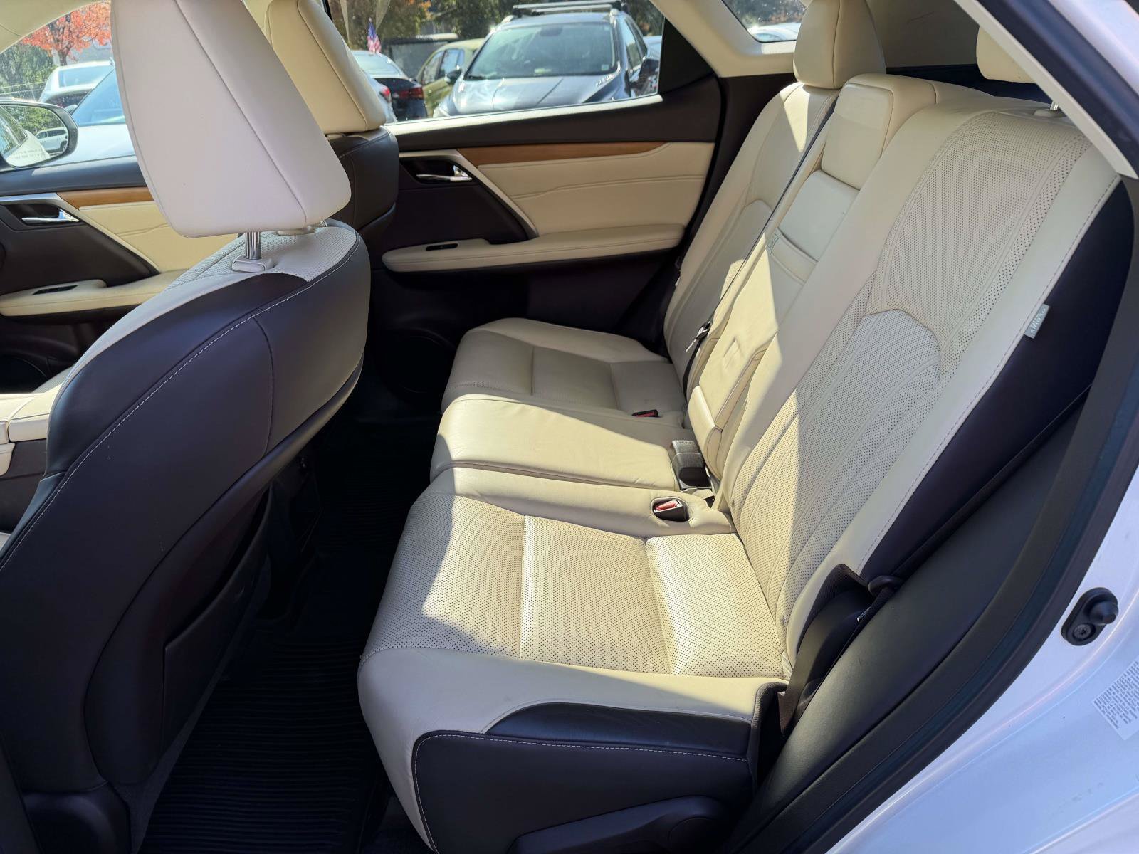 Used 2018 Lexus RX 350 AWD w/ Premium Package image 17