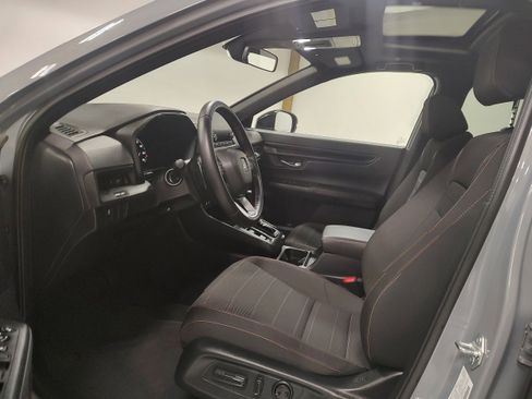 Used 2025 Honda CR-V Sport image 10