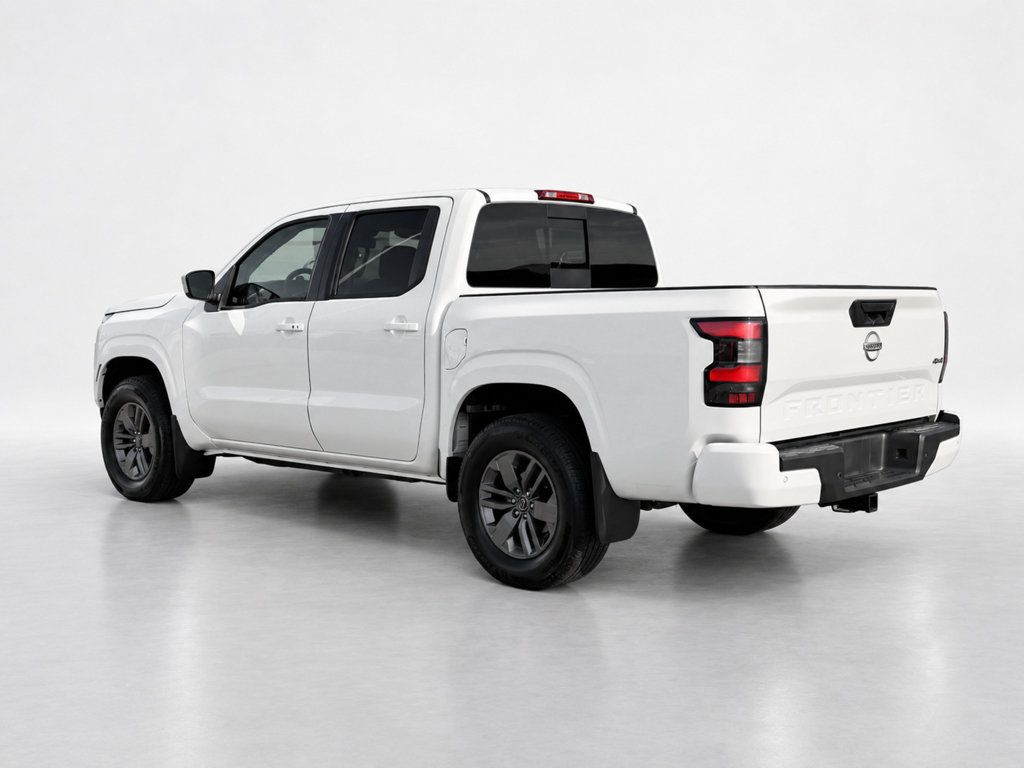 Used 2025 Nissan Frontier SV w/ SV Convenience Package AWD/4WD image 3
