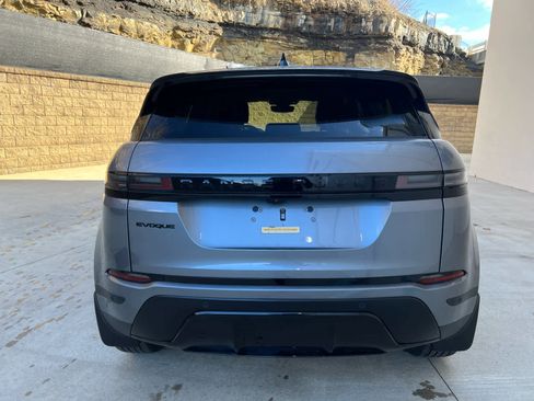 Used 2026 Land Rover Range Rover Evoque S image 5