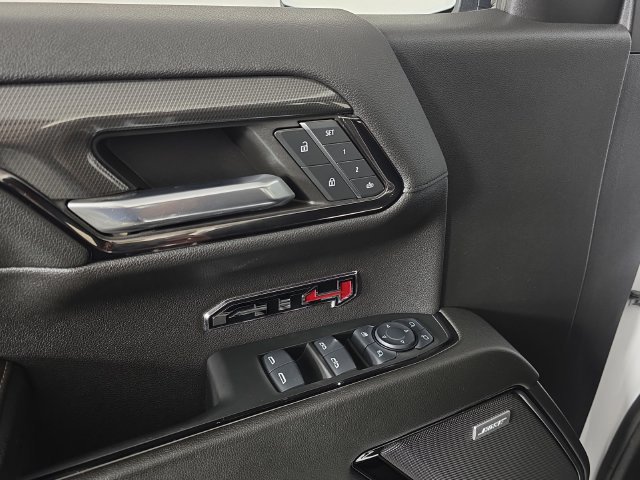 Used 2024 GMC Sierra 1500 AT4 w/ AT4 Preferred Package AWD/4WD image 28