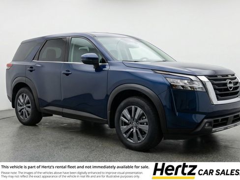 Used 2025 Nissan Pathfinder SV FWD image 1