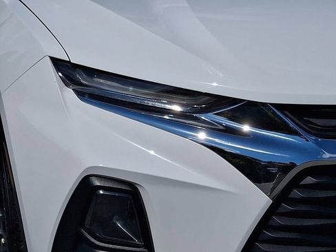 Certified 2022 Chevrolet Blazer LT AWD/4WD image 9