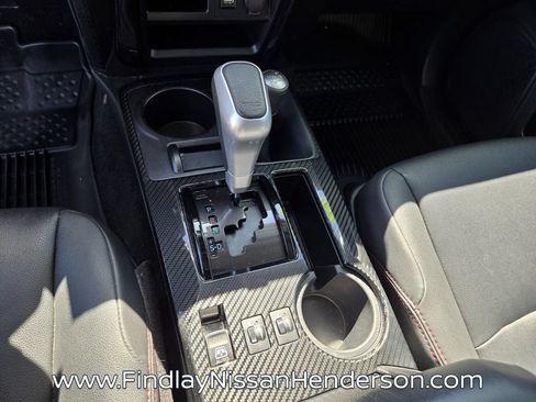 Used 2024 Toyota 4Runner TRD Off-Road Premium w/ Moonroof Package AWD/4WD image 30