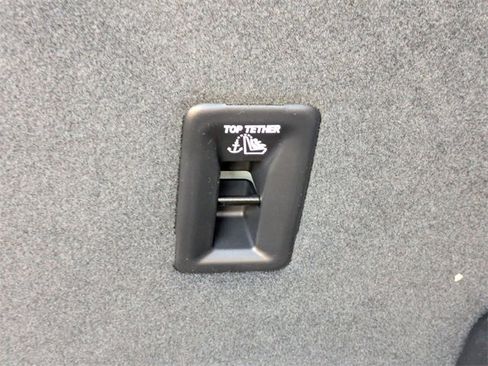 New 2026 Chevrolet Equinox ACTIV w/ Convenience Package III image 32