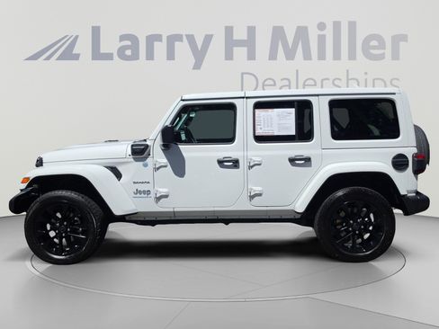 Used 2024 Jeep Wrangler Unlimited Sahara AWD/4WD image 2