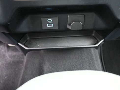 Used 2023 Ford F150 XLT image 4