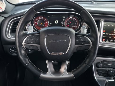 Used 2016 Dodge Challenger SRT Hellcat image 17