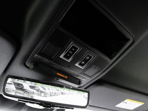 New 2026 Land Rover Defender 130 X-Dynamic SE AWD/4WD image 36