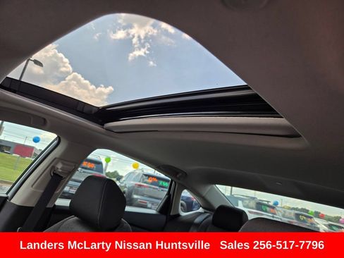 Used 2025 Honda Accord SE image 18