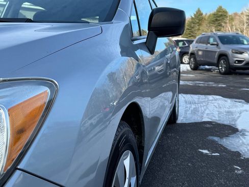 Used 2013 Subaru Impreza 2.0i image 9