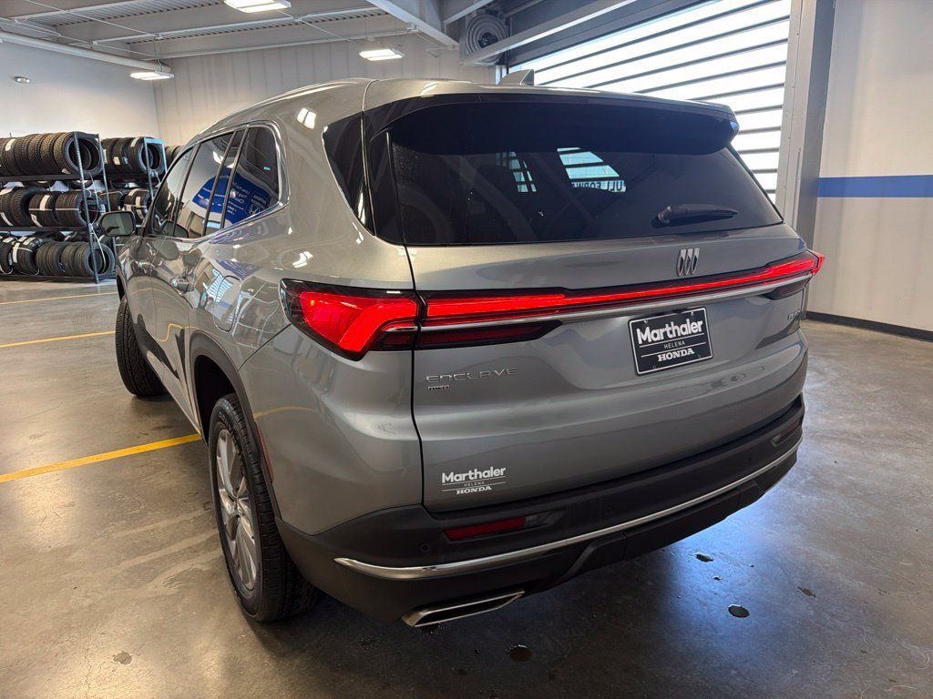 Used 2026 Buick Enclave Preferred AWD/4WD image 7