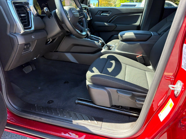 Used 2025 GMC Canyon Elevation AWD/4WD image 9