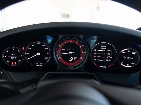 Certified 2024 Porsche 911 Carrera 4 GTS image 16