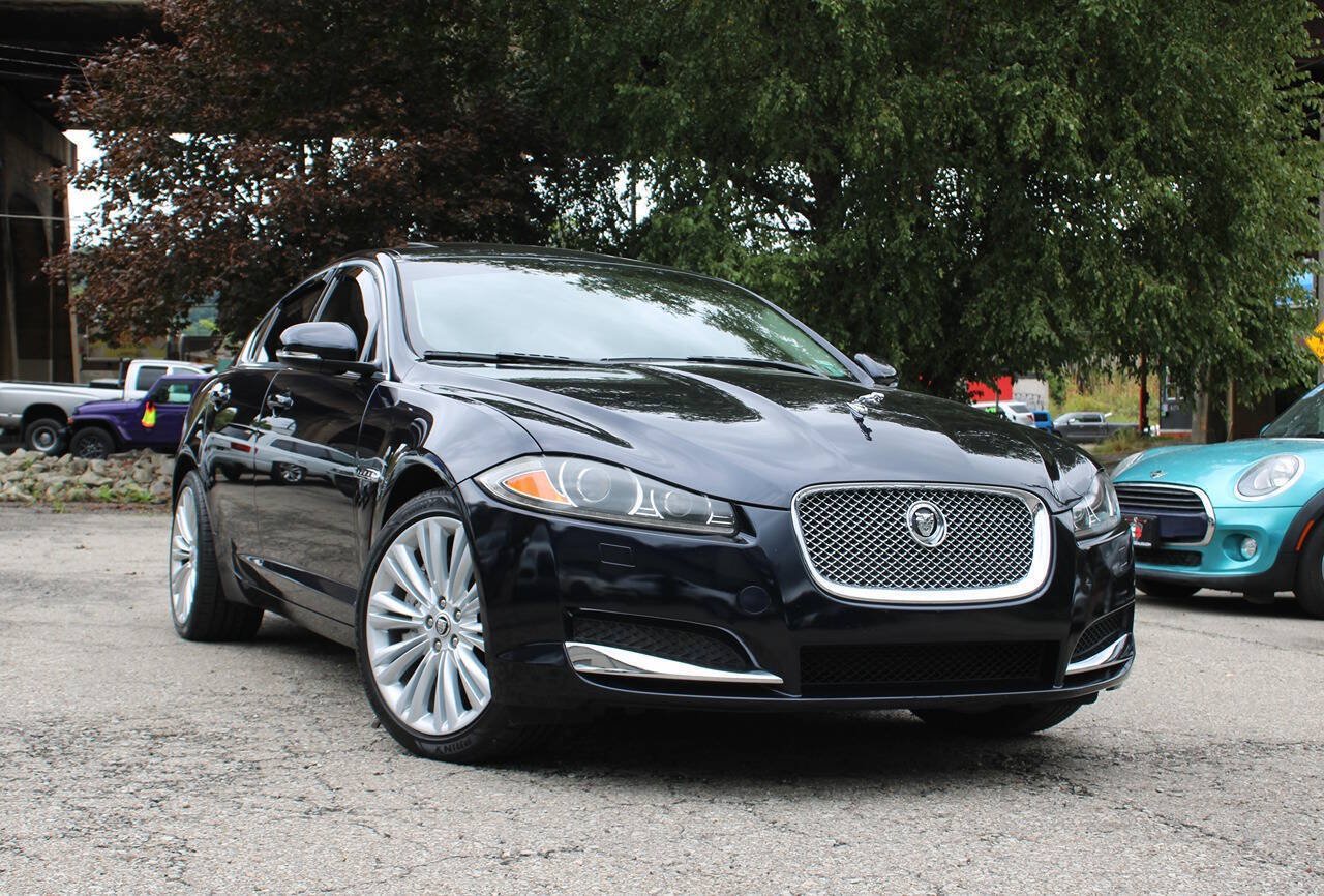 Used 2012 Jaguar XF RWD image 1
